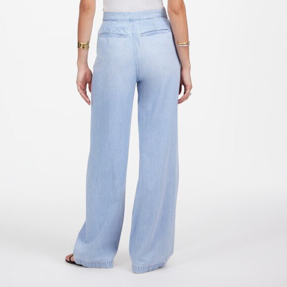 The Harlow Wide-Leg Jean: Airy Denim Edition - Picture 4 of 13